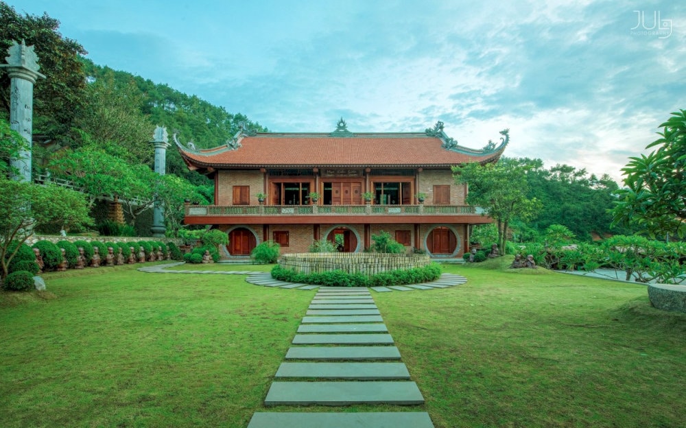 Chùa Địa Tạng Phi Lai Tự